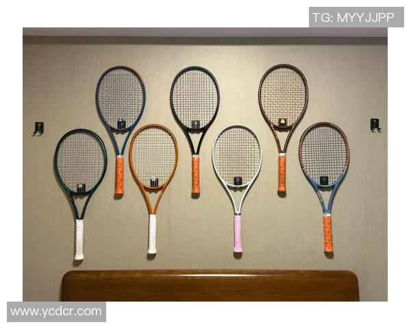 网球装备选购：球袜推荐